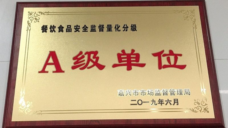 一件代发价格的计算通常包括以下因素：