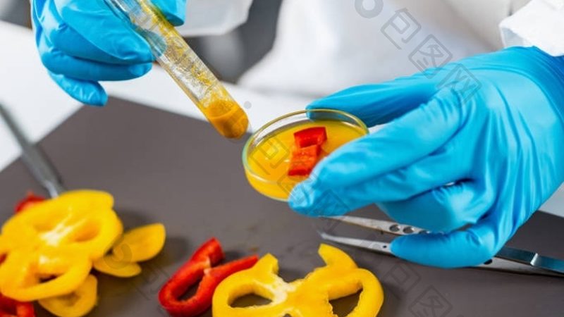 坚果炒货加盟品牌售后保障揭秘：如何辨别优质服务